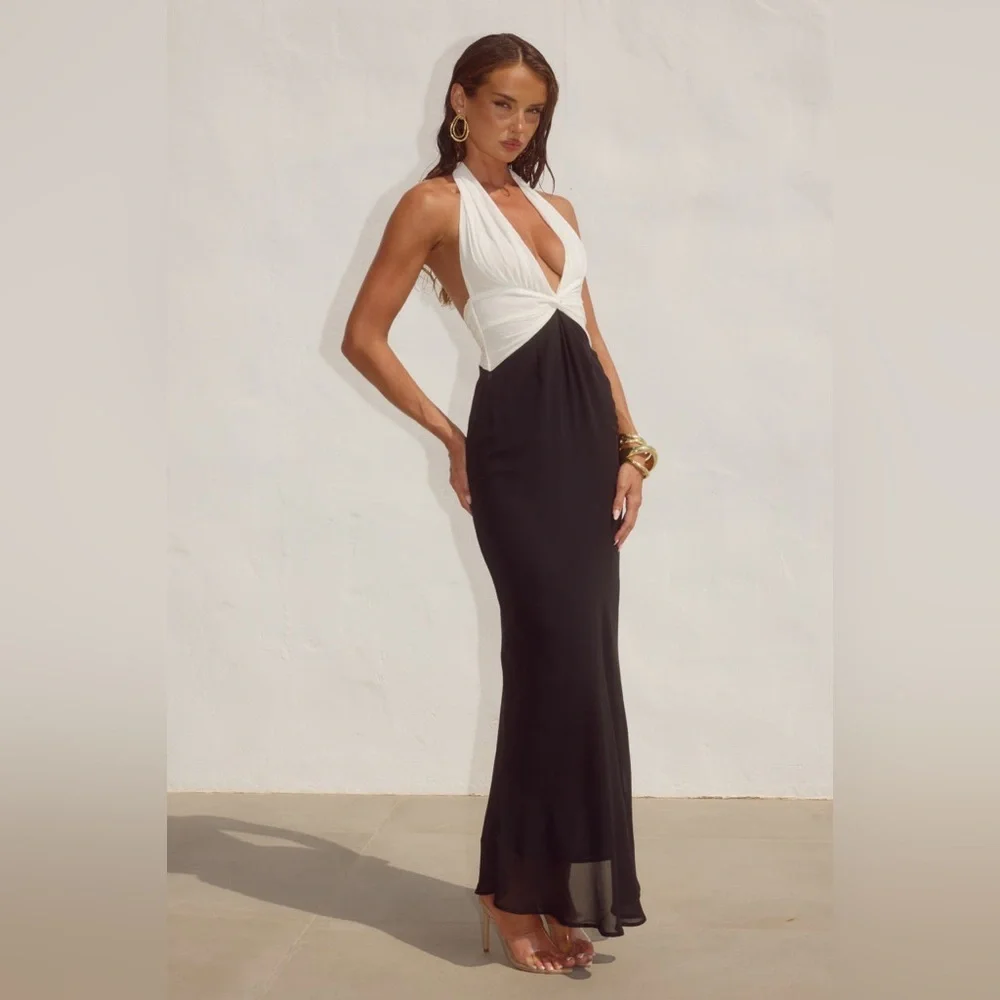 RUNAWAY THE LABEL Tenaya Plunge V Neck Maxi Dress Black White Size Medium NWT - Picture 6 of 10